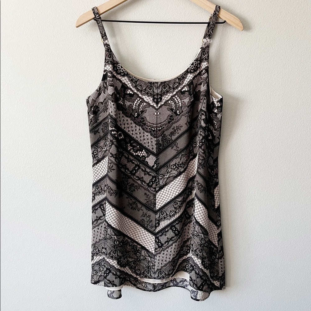 CAbi #3278 Monaco Chevron Lace Print Cami Adjustable Cream/Black Size Medium